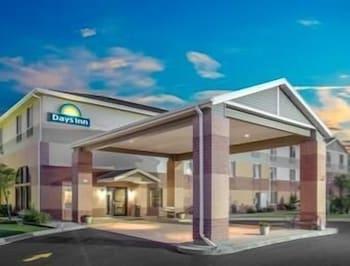 Days Inn By Wyndham Madison Ne/Windsor Kültér fotó