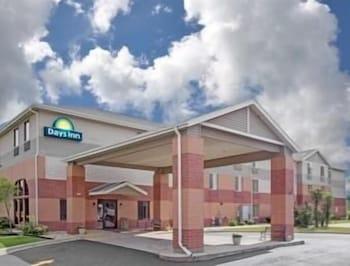Days Inn By Wyndham Madison Ne/Windsor Kültér fotó